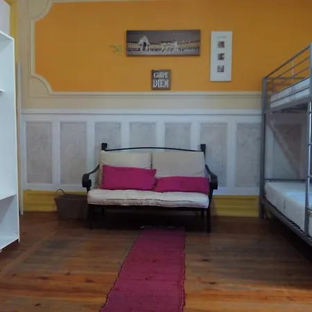 بيت ضيافة Refuge In Santa Marta Lisboa
