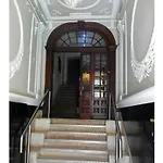 Refuge In Santa Marta Lisboa